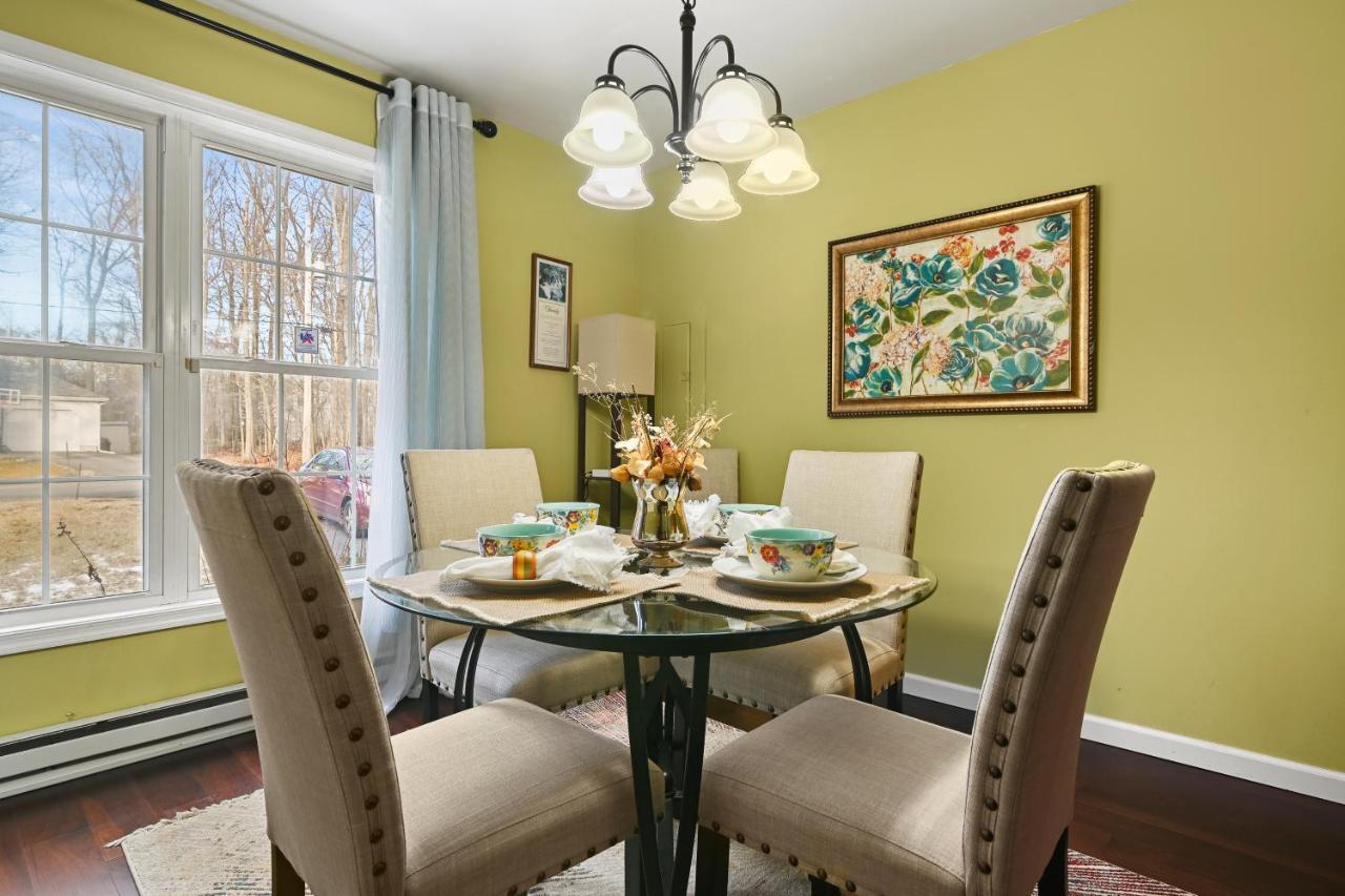 Joyful Living On Juliet * Tobyhanna