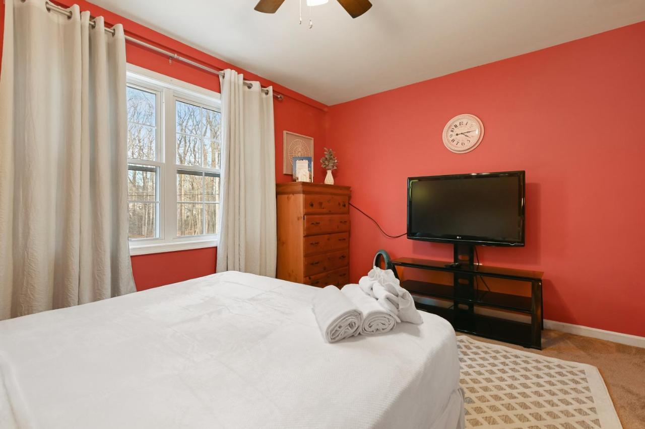 Joyful Living On Juliet * Tobyhanna